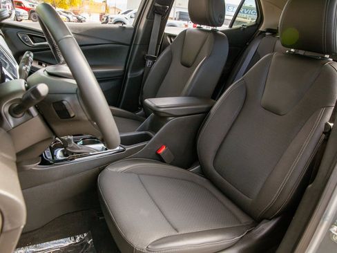 Used 2023 Buick Encore GX Select w/ Sport Touring Package image 13