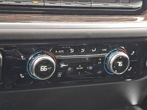 New 2026 GMC Sierra 1500 Elevation image 14