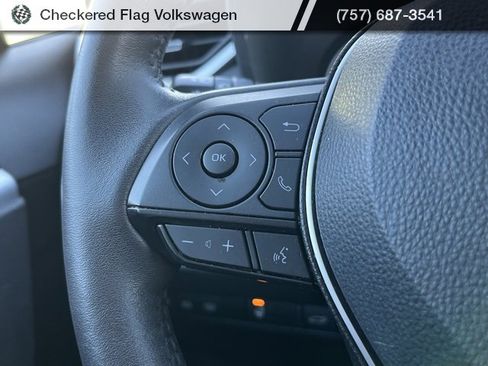 Used 2023 Toyota RAV4 XLE Premium image 37