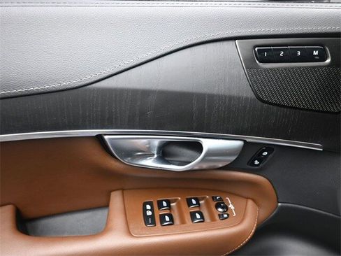 Certified 2023 Volvo XC90 T8 Ultimate w/ Protection Package Premier image 20