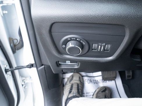 Certified 2023 Jeep Grand Cherokee L Laredo image 23