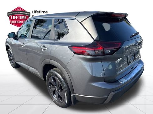 New 2026 Nissan Rogue SV image 7