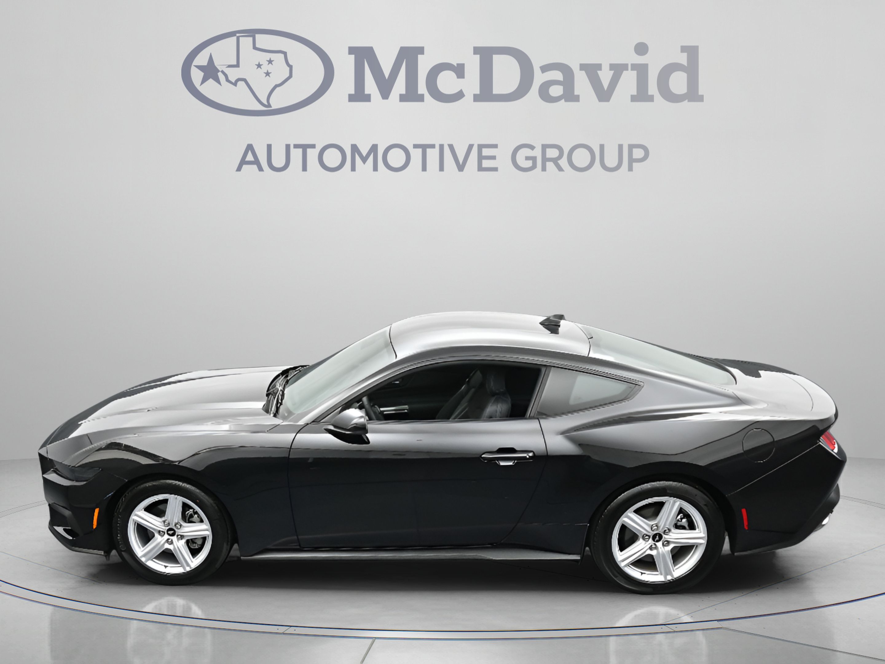 Used 2026 Ford Mustang Coupe RWD image 35