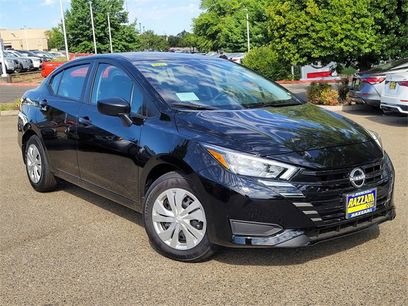 New 2025 Nissan Versa S w/ Trunk Package
