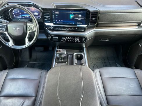 Used 2024 Chevrolet Silverado 1500 RST w/ Convenience Package II image 3