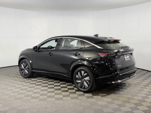 Used 2023 Nissan Ariya FWD image 9