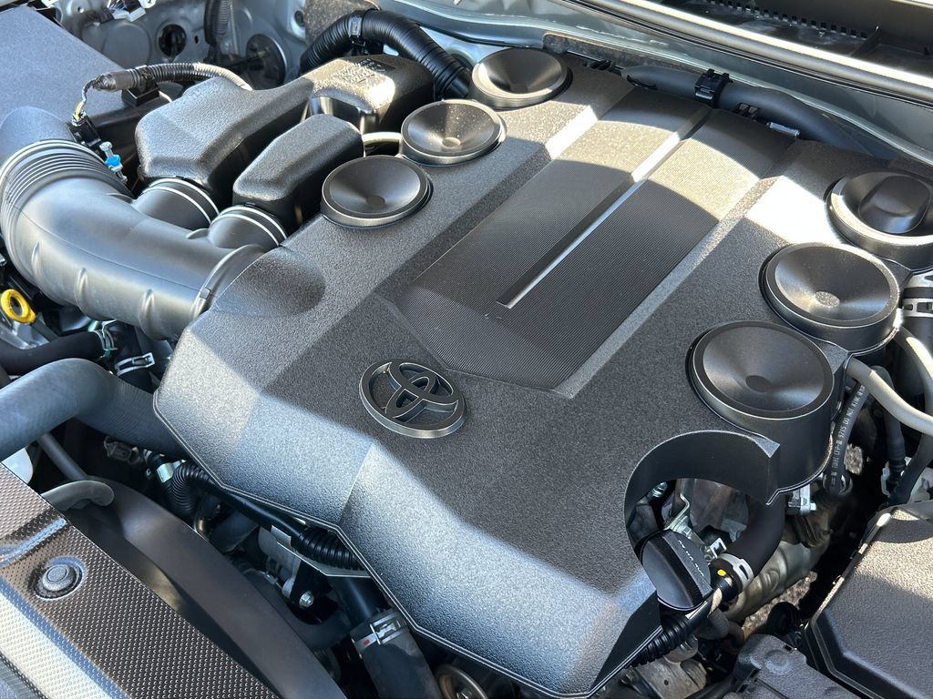 Used 2020 Toyota 4Runner SR5 Premium AWD/4WD image 29