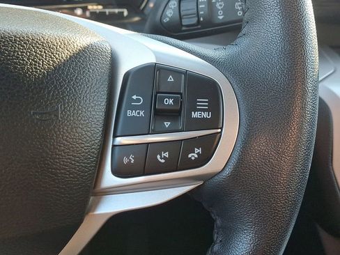 Used 2023 Ford Explorer XLT image 23