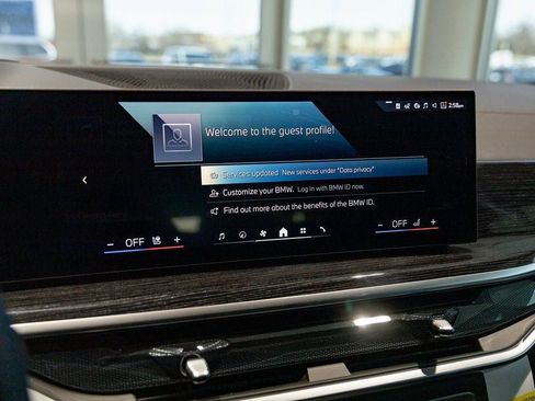 New 2026 BMW X5 xDrive50e w/ M Sport Package image 29