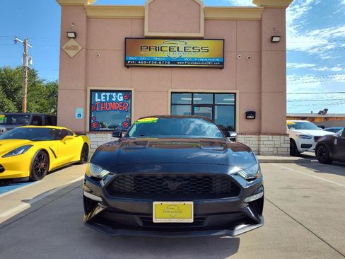 Used 2020 Ford Mustang Coupe w/ Equipment Group 101A RWD image 9