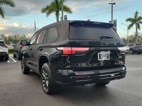 New 2026 Toyota Sequoia Platinum image 9