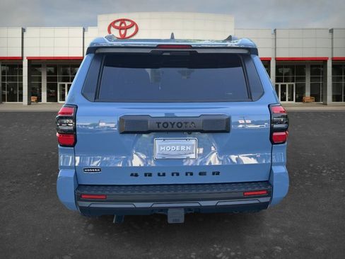 Certified 2026 Toyota 4Runner SR5 AWD/4WD image 6