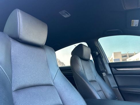Used 2019 Honda Accord Sport image 18