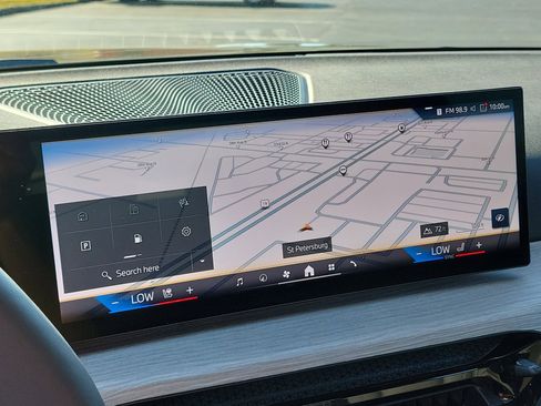 Used 2025 BMW 330i Sedan image 23