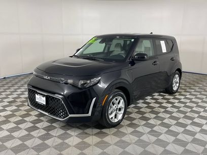 Certified 2025 Kia Soul LX w/ LX Technology Package
