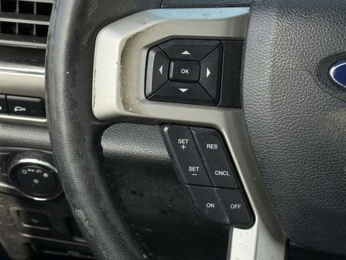 Used 2022 Ford F250 Lariat w/ Tremor Off-Road Package image 12