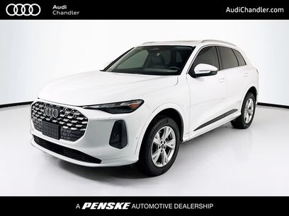 Used 2025 Audi Q5 Premium w/ Convenience Package