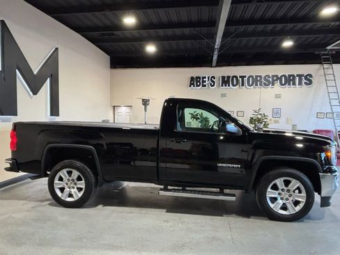 Used 2017 GMC Sierra 1500 SLE image 4