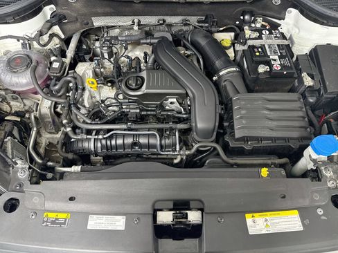 Certified 2023 Volkswagen Taos SEL AWD/4WD image 29