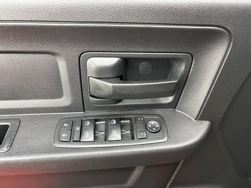 Used 2015 RAM 1500 Express AWD/4WD image 8