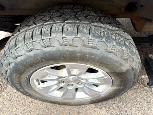 Used 2019 Chevrolet Silverado 1500 LT image 31