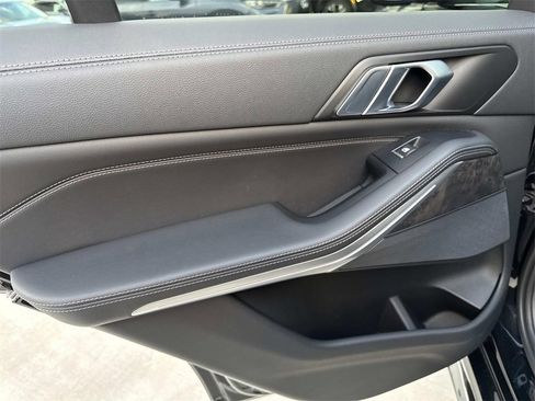 Used 2023 BMW X5 sDrive40i w/ M Sport Package image 26