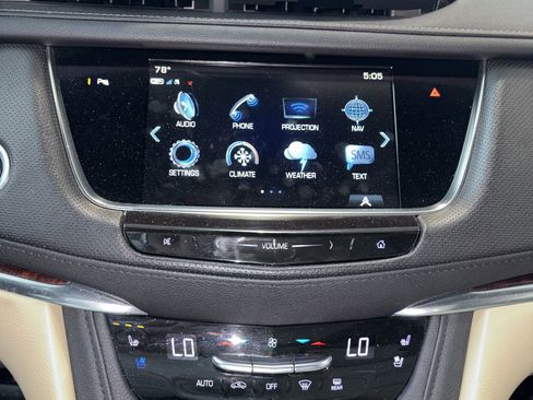 Used 2019 Cadillac XT5 Premium Luxury image 13