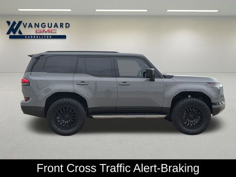 Used 2025 Lexus GX 550 w/ Accessory Package (Z1) AWD/4WD image 11