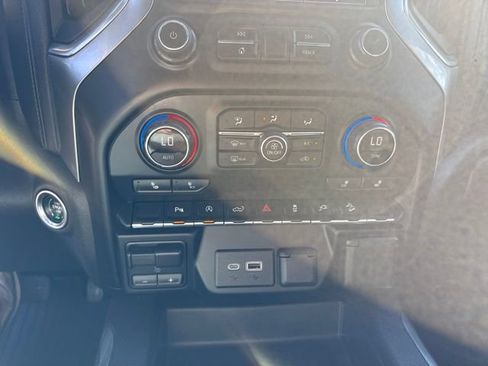 Used 2020 Chevrolet Silverado 1500 RST w/ Texas Edition AWD/4WD image 12