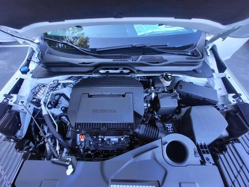 New 2025 Honda Pilot EX-L image 10