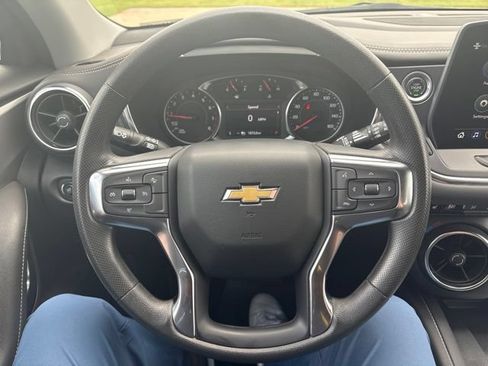 Used 2024 Chevrolet Blazer LT w/ Convenience Package FWD image 27