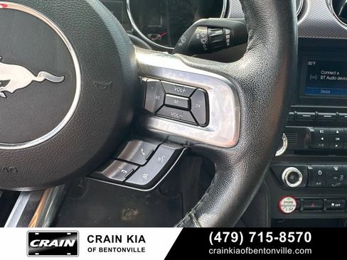 Used 2017 Ford Mustang Coupe RWD image 20