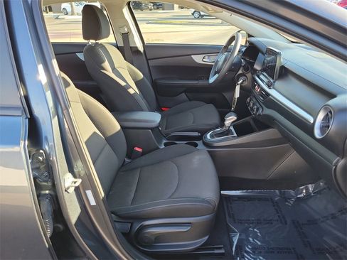 Used 2023 Kia Forte LXS image 15