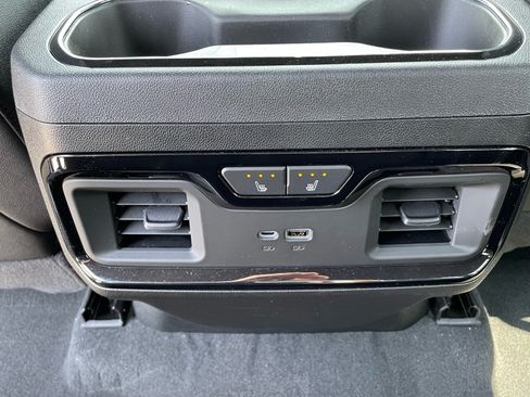Used 2026 Chevrolet Silverado 2500 ZR2 AWD/4WD image 6