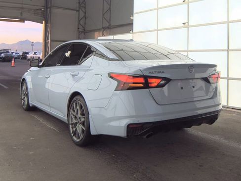 Certified 2024 Nissan Altima 2.0 SR image 4