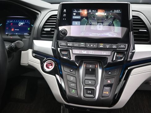 Used 2023 Honda Odyssey Touring image 30