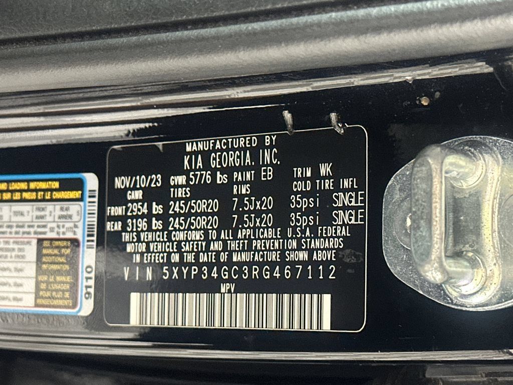 Used 2024 Kia Telluride EX w/ EX Captain's Chair Package FWD image 9