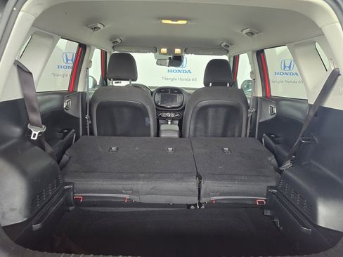 Used 2024 Kia Soul LX image 44