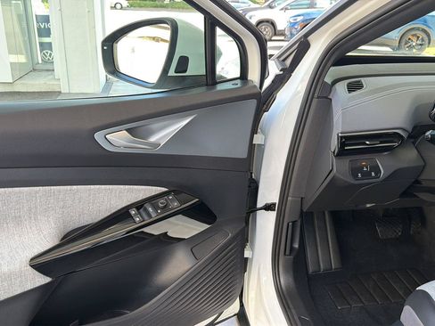 Used 2023 Volkswagen ID.4 Pro RWD image 14