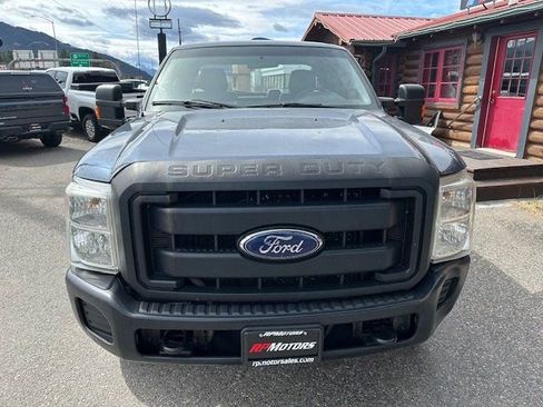 Used 2016 Ford F250 XL w/ Power Equipment Group AWD/4WD image 3