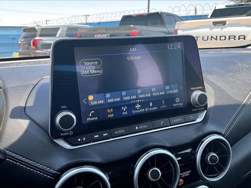 Used 2025 Nissan Sentra SV FWD image 31