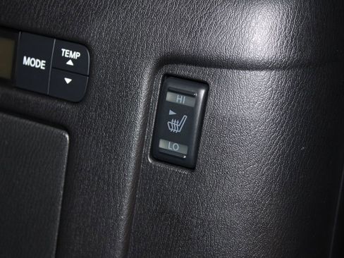 Used 2024 Nissan Armada Platinum w/ Captain's Chairs Package image 37