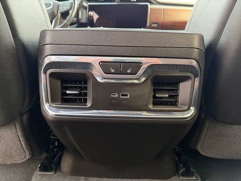 Used 2025 GMC Sierra 2500 Denali Ultimate AWD/4WD image 19