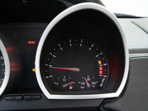 Used 2008 BMW M Roadster w/ Premium Pkg image 38