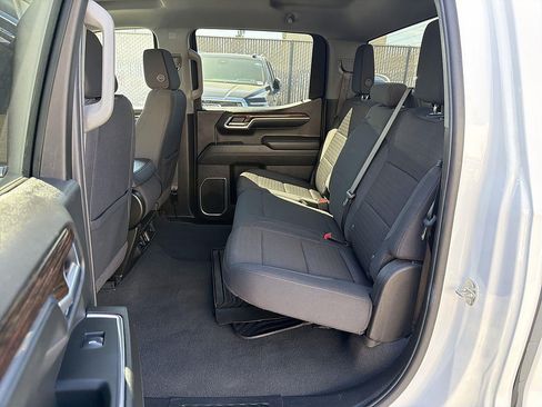 Used 2024 GMC Sierra 1500 SLE AWD/4WD image 24