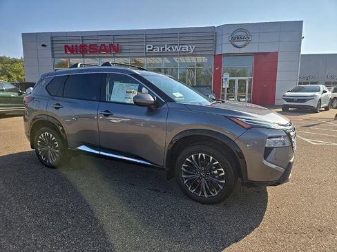 New 2026 Nissan Rogue Platinum w/ Platinum Premium Package image 1