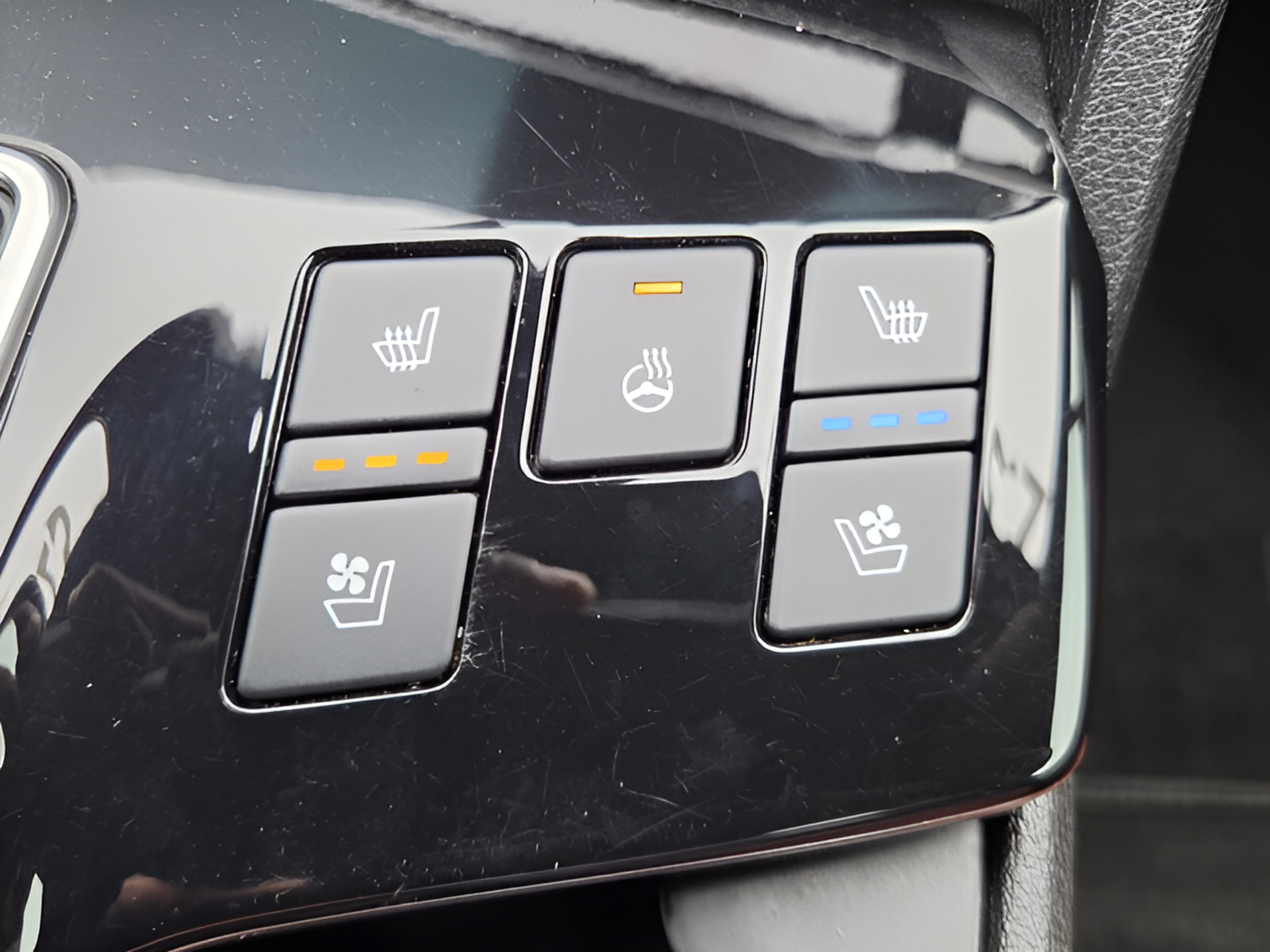 Used 2023 Kia Sportage SX FWD image 22