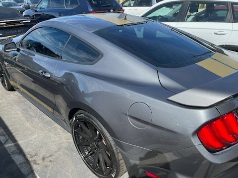 Used 2022 Ford Mustang GT Premium w/ GT Performance Package RWD image 3