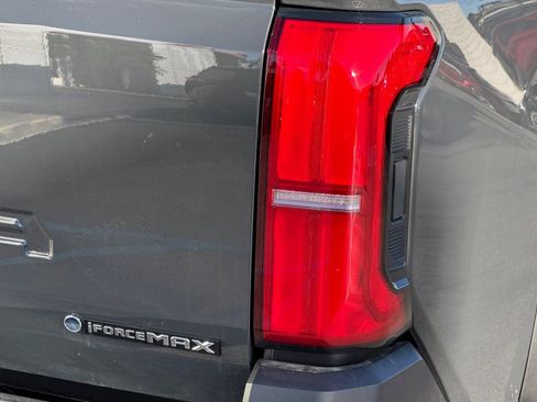 Certified 2025 Toyota Tacoma Trailhunter image 35
