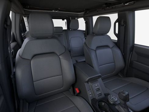 New 2026 Ford Bronco Outer Banks w/ Sasquatch Package AWD/4WD image 11